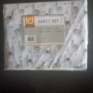ID Design Llama Print Sheet Set - White